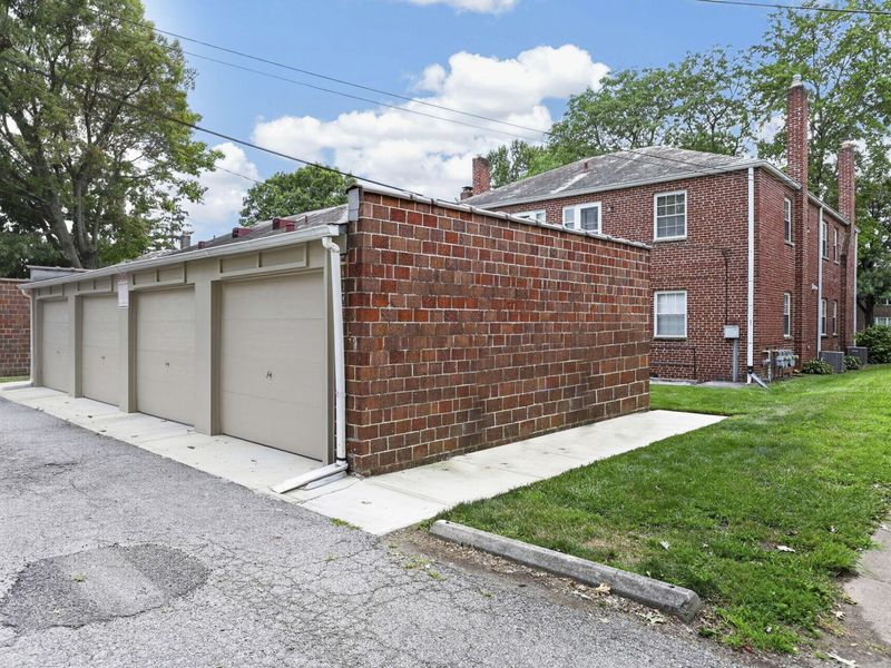 802 Kenwick Road, Columbus, OH 43209 Photo 45