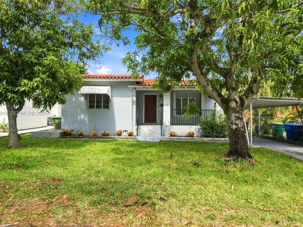 2920 SW 38th Ct , Miami, FL 33134