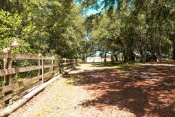 189 Indian Oaks Lane photo 4