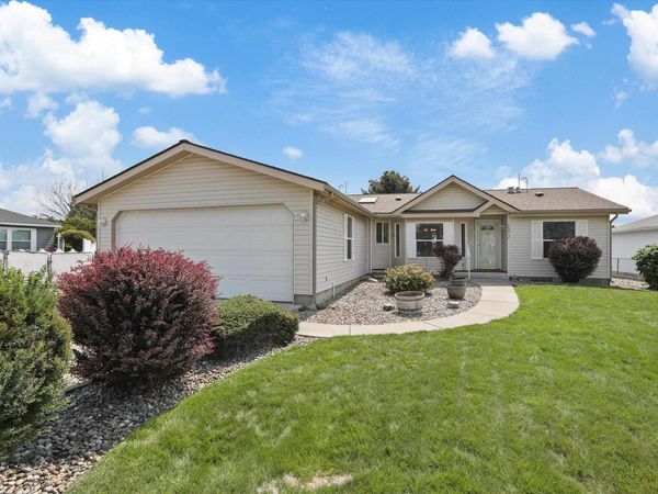 16612 E Nixon Ct, Spokane Valley, WA 99037