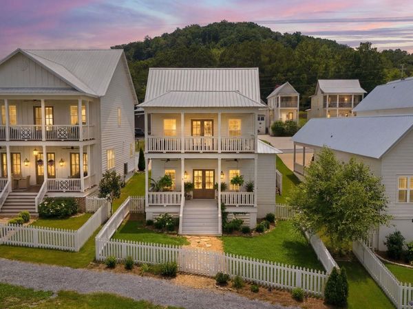 3184 Hardin Road, Guntersville, AL 35976