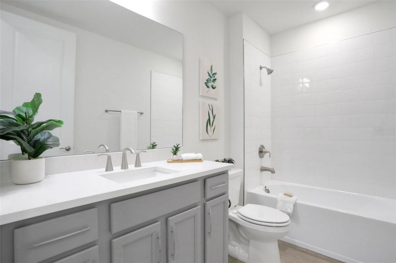 9124 Walcott Lane, Lakewood Ranch, FL 34240 Photo