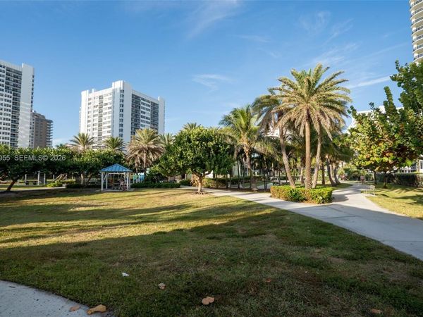 1849 S Ocean Dr , Unit 1509, Hallandale Beach, FL 33009