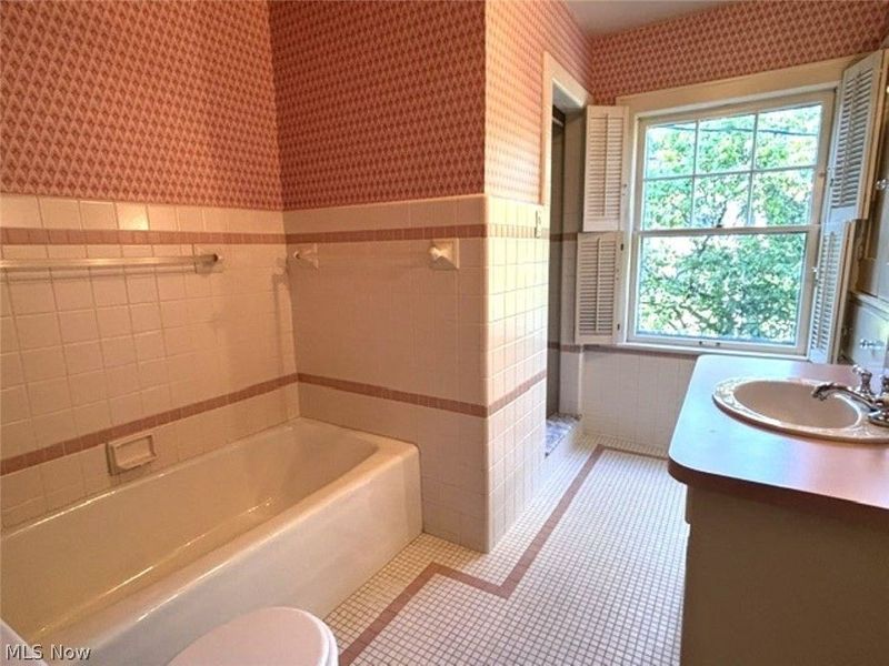 950 Merriman Road, Akron, OH 44303 Photo 24