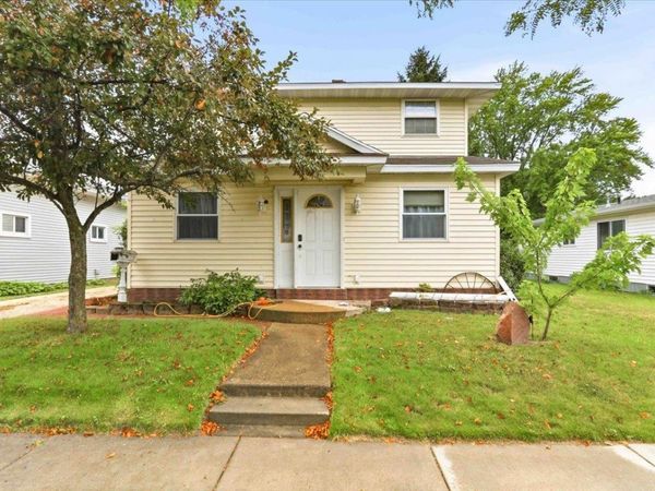 519 Hollister Avenue, Tomah, WI 54660