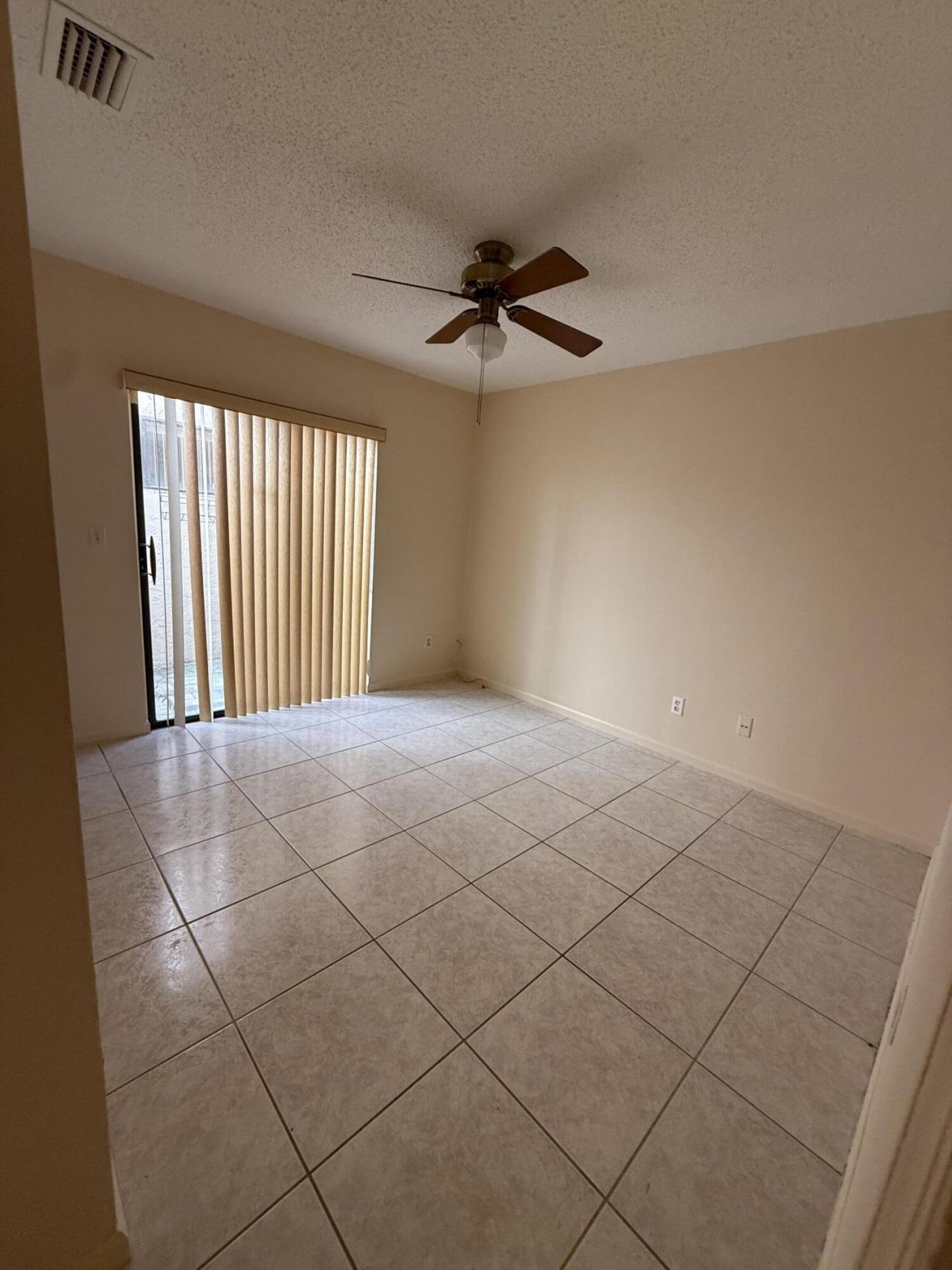 12028 Royal Palm Boulevard, Unit 3-F, Coral Springs, FL 33065 Photo