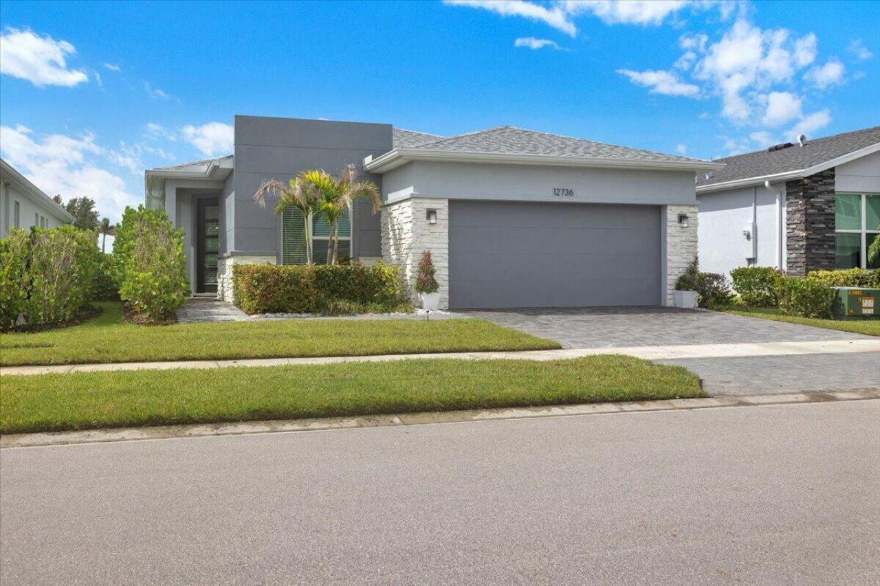 12736 SW Eleanor Drive, Port Saint Lucie, FL 34987 Photo