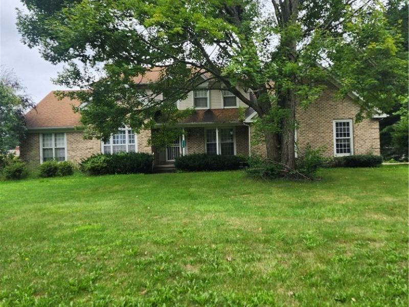 4804 Logan Arms Drive, Youngstown, OH 44505 Photo 1