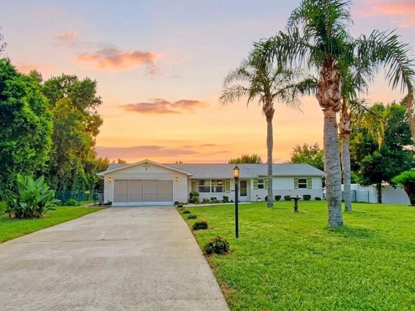 1371 S PRAIRIE CIRCLE , DELTONA, FL 32725