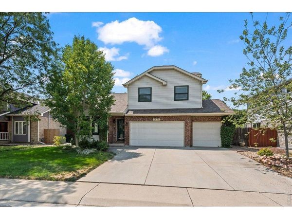 2431 Maplewood Cir E, Longmont, CO 80503