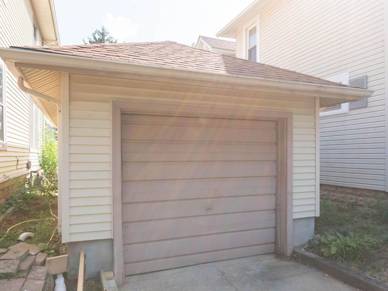 92 N Union Street, London, OH 43140 Photo 5