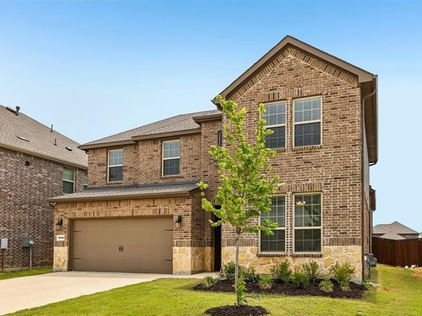 9808 Fall Brook Drive, Aubrey, TX 76227