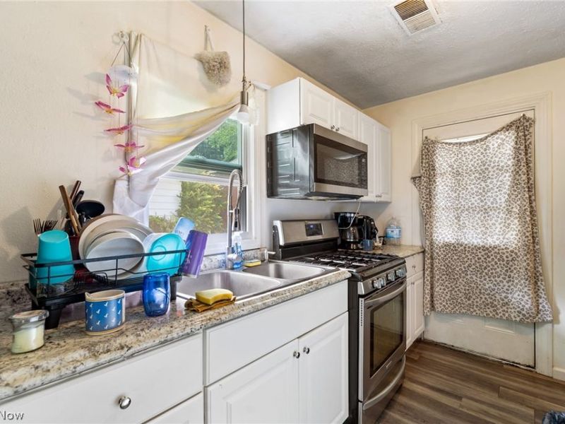 2964 Pressler Road, Uniontown, OH 44685 Photo 8
