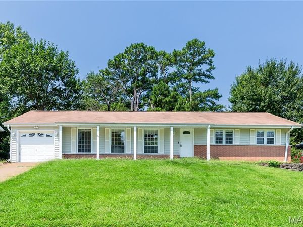 1223 Cedar Ridge Drive , Unincorporated, MO 63146