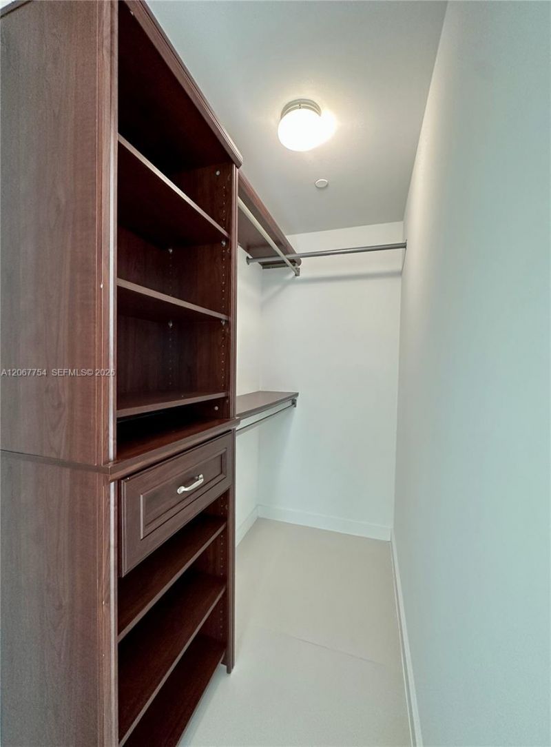 1300 S Miami , Unit 4209, Miami, FL 33130 Photo