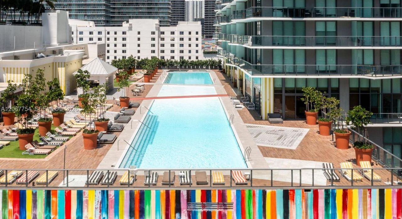 1300 S Miami , Unit 4209, Miami, FL 33130 Photo