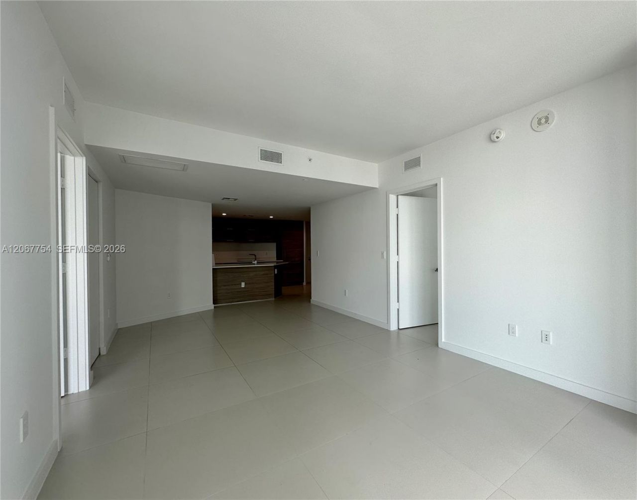 1300 S Miami , Unit 4209, Miami, FL 33130 Photo