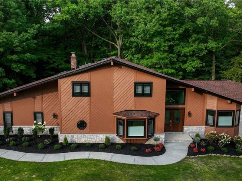 6567 Queens Way, Brecksville, OH 44141 Photo 1