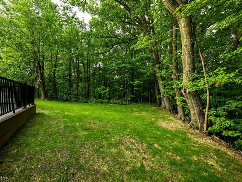 6567 Queens Way, Brecksville, OH 44141 Photo 10