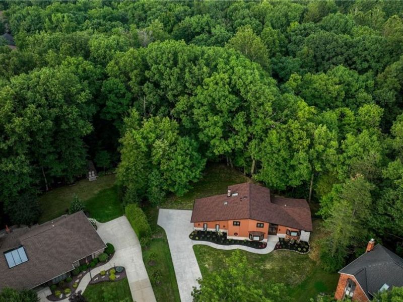 6567 Queens Way, Brecksville, OH 44141 Photo 3