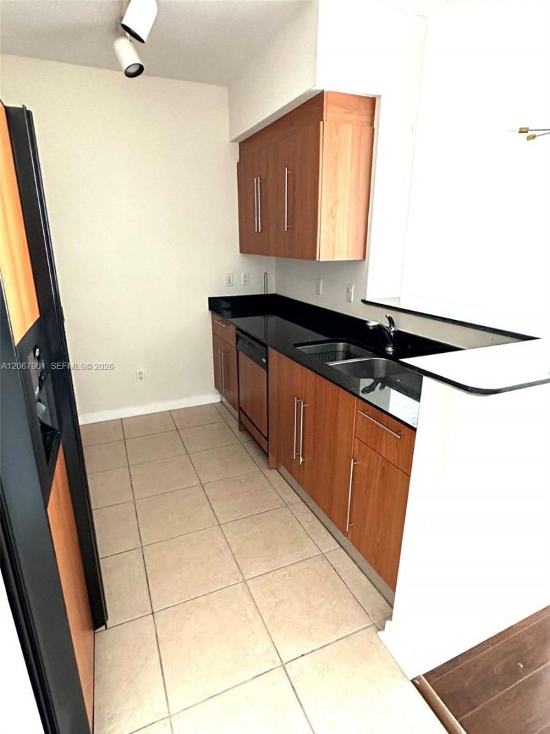 335 S Biscayne Blvd , Unit 1802, Miami, FL 33131 Photo