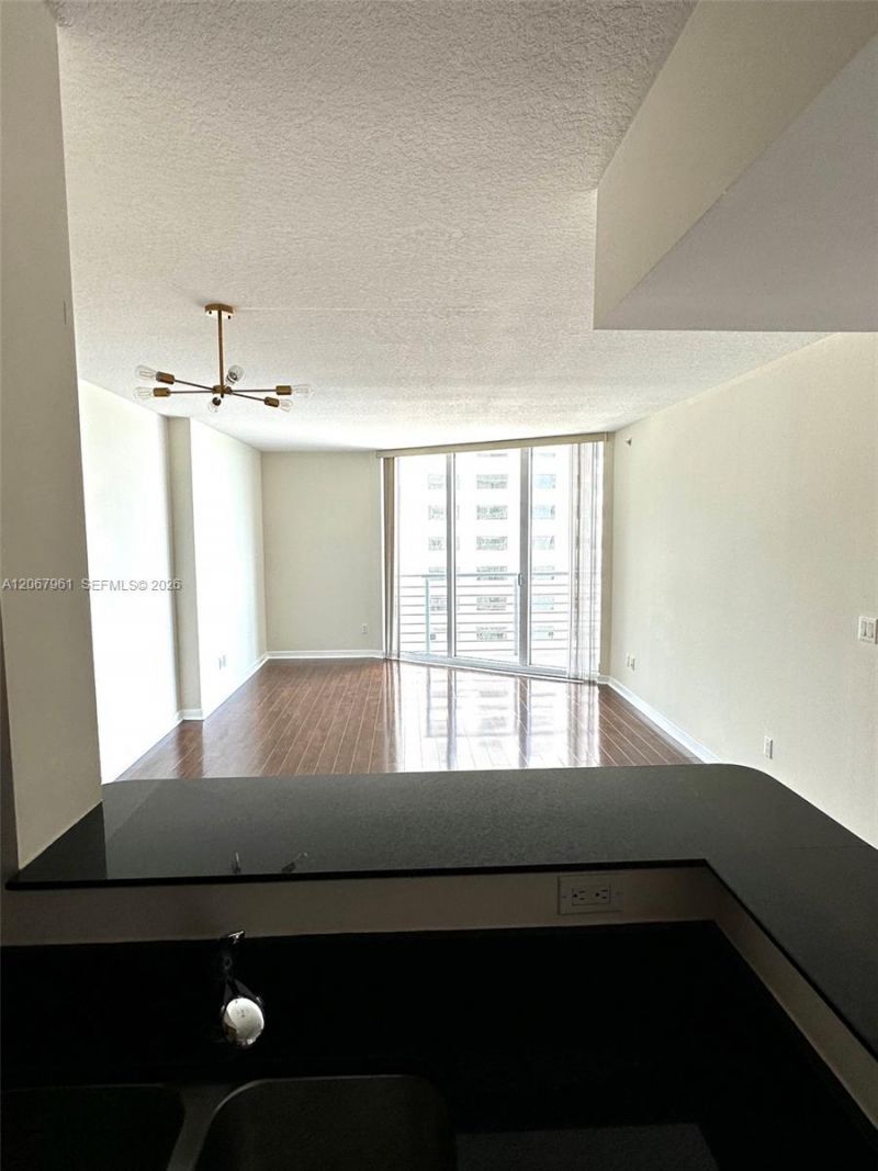 335 S Biscayne Blvd , Unit 1802, Miami, FL 33131 Photo