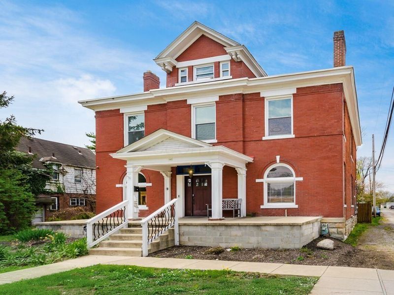 797 N Nelson Road, Columbus, OH 43219 Photo 3