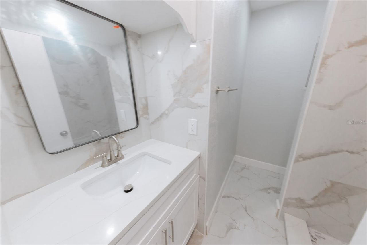 4946 Dr Martin Luther King Jr Street S, Saint Petersburg, FL 33705 Photo