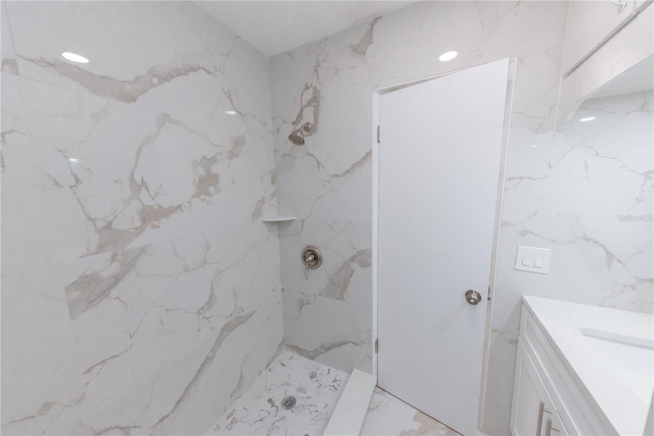 4946 Dr Martin Luther King Jr Street S, Saint Petersburg, FL 33705 Photo