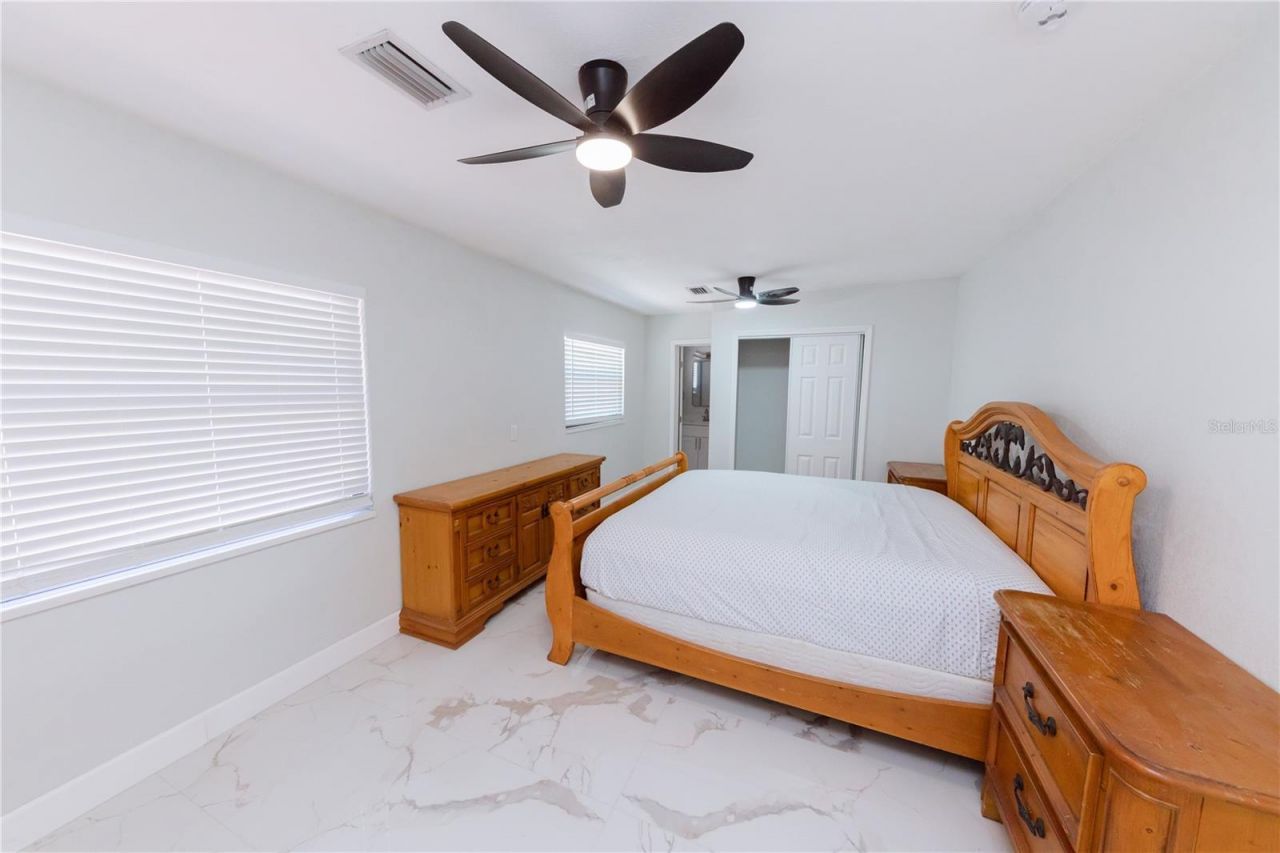 4946 Dr Martin Luther King Jr Street S, Saint Petersburg, FL 33705 Photo