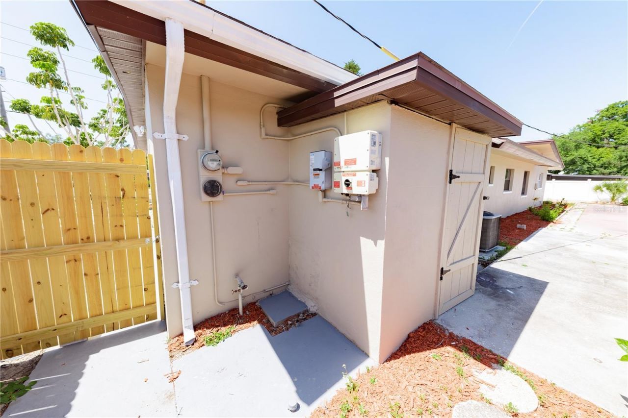 4946 Dr Martin Luther King Jr Street S, Saint Petersburg, FL 33705 Photo