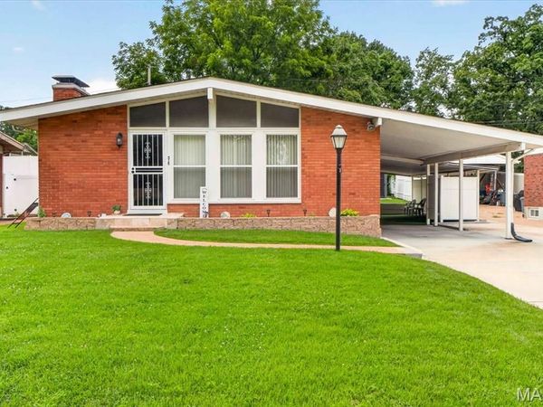 515 Marick Drive, Rock Hill, MO 63119