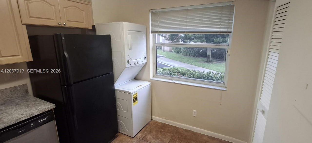 1276 SW 113th Ter, Unit 104, Pembroke Pines, FL 33025 Photo