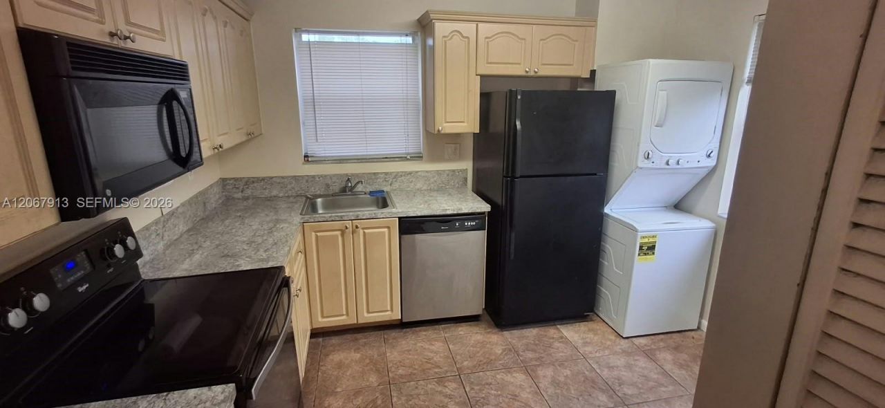 1276 SW 113th Ter, Unit 104, Pembroke Pines, FL 33025 Photo