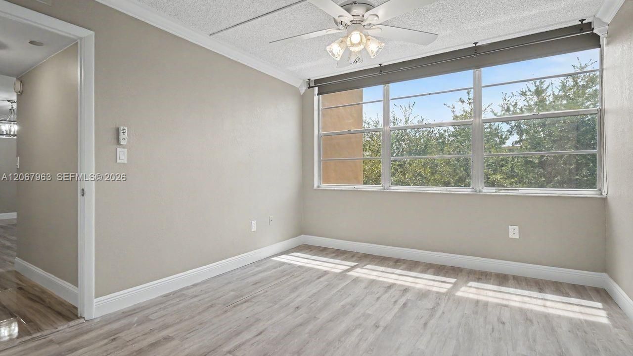 1300 Saint Charles Pl, Unit 417, Pembroke Pines, FL 33026 Photo