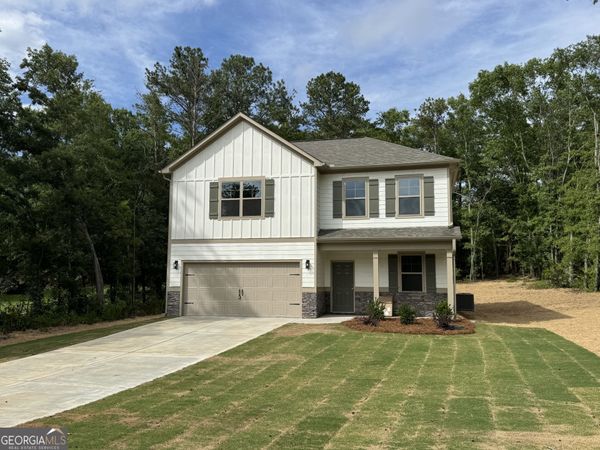 176 Country World Drive, Macon, GA 31211