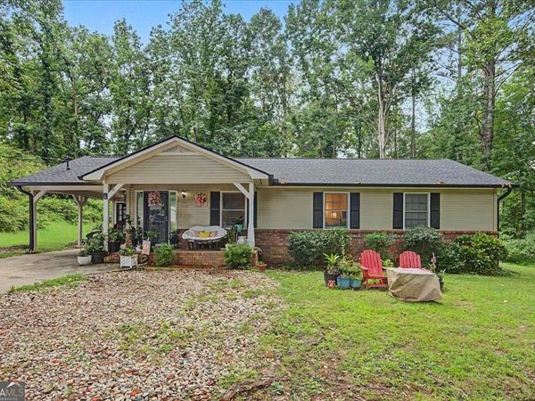 4 Shadowood Court SE, Silver Creek, GA 30173