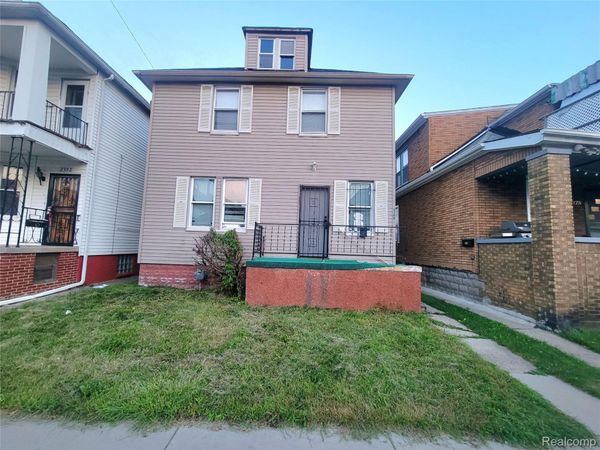 2388 Neibel Street , Hamtramck, Mi 48212
