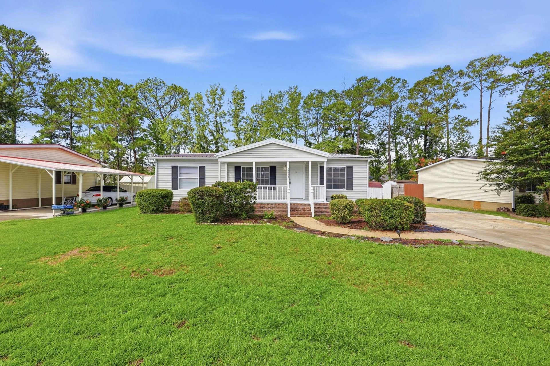 3265 Lyndon Dr., Little River, SC 29566 Main Photo