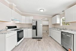 3265 Lyndon Dr. photo 4