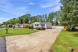 3265 Lyndon Dr. photo 4
