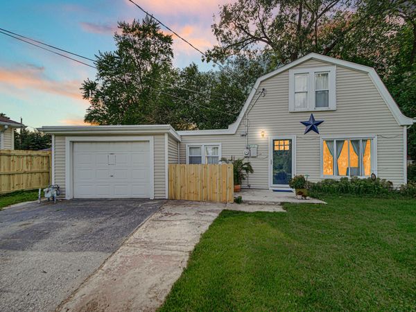9044 Kennedy Avenue , Highland, IN 46322