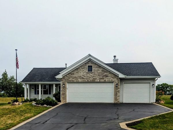 12399 Barberry Drive , Winnebago, IL 61088