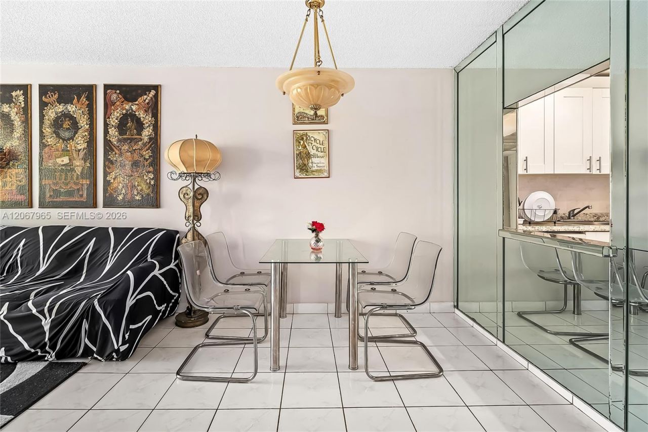 210 172nd St , Unit 533, Sunny Isles Beach, FL 33160 Photo