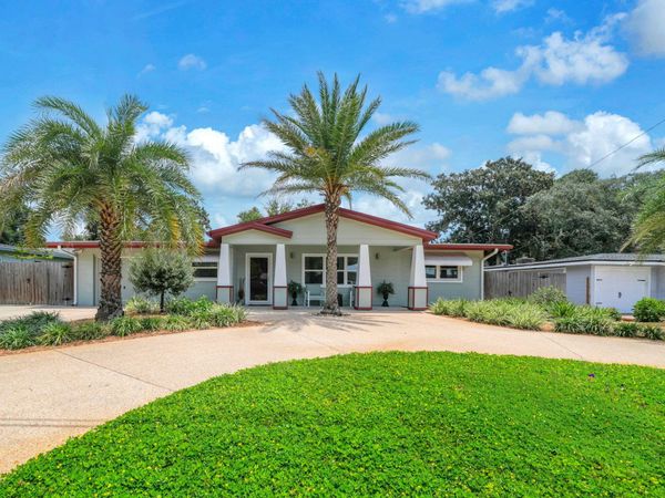 11 SE Waynel Circle, Fort Walton Beach, FL 32548