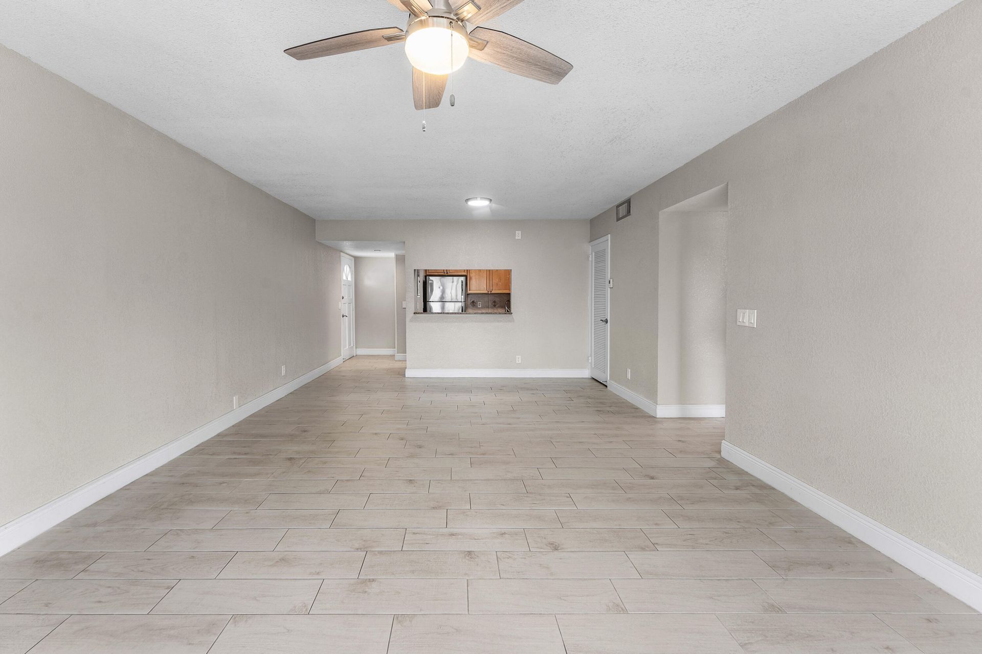 12005 Poinciana Boulevard, Unit 209, Royal Palm Beach, FL 33411 Photo