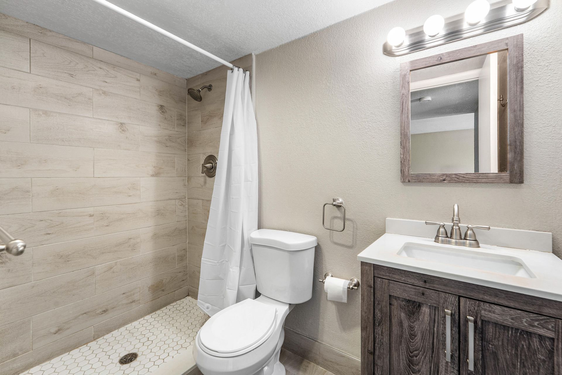 12005 Poinciana Boulevard, Unit 209, Royal Palm Beach, FL 33411 Photo