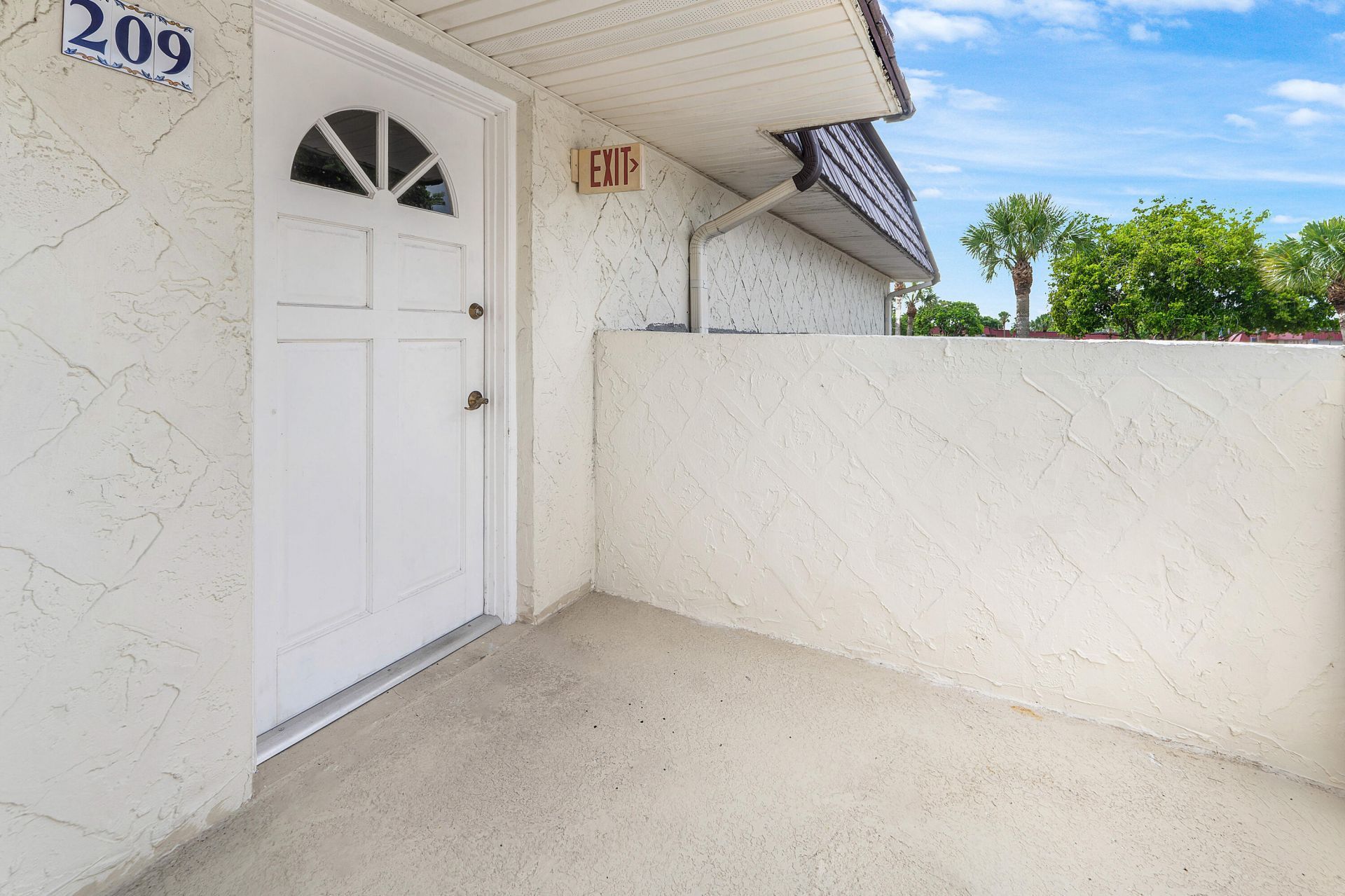 12005 Poinciana Boulevard, Unit 209, Royal Palm Beach, FL 33411 Photo
