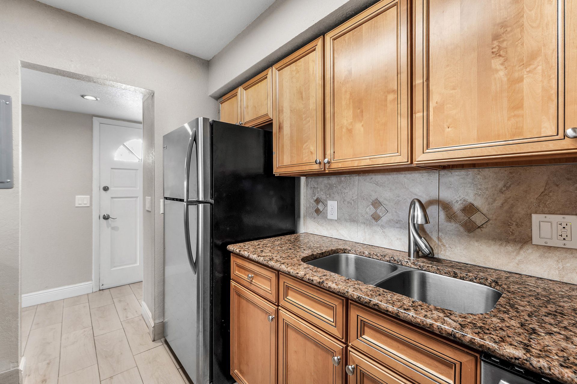 12005 Poinciana Boulevard, Unit 209, Royal Palm Beach, FL 33411 Photo
