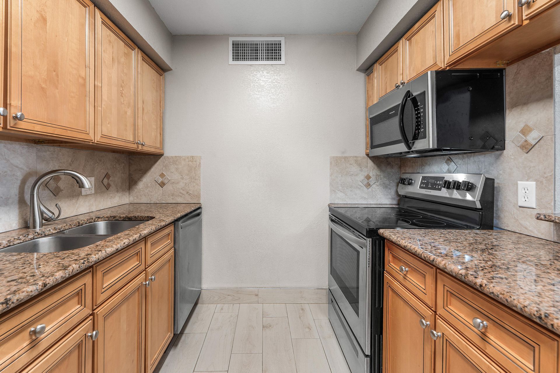 12005 Poinciana Boulevard, Unit 209, Royal Palm Beach, FL 33411 Photo
